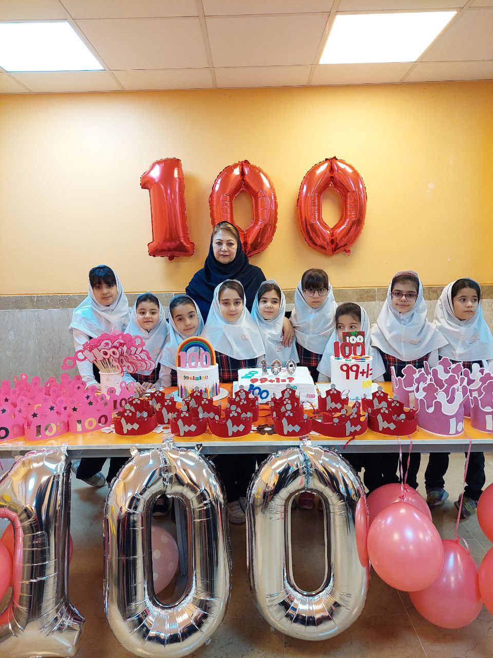 برگزاری جشن 100 پایه دوم آذر ماه 1403-1402