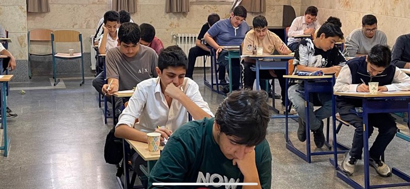 برگزاری اولین آزمون روبیک و گزینه 2 در سال تحصیلی جدیدواله چیتگر جمعه25 مهر