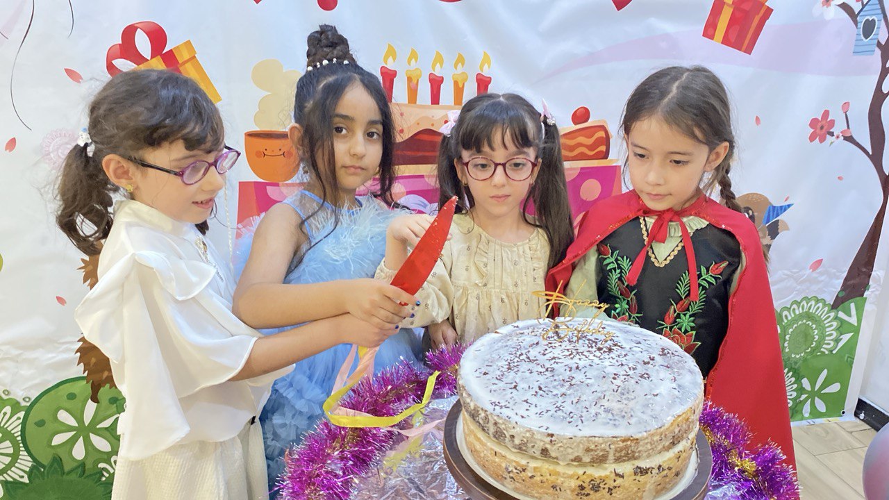 جشن تولد فروردینی های عزیز