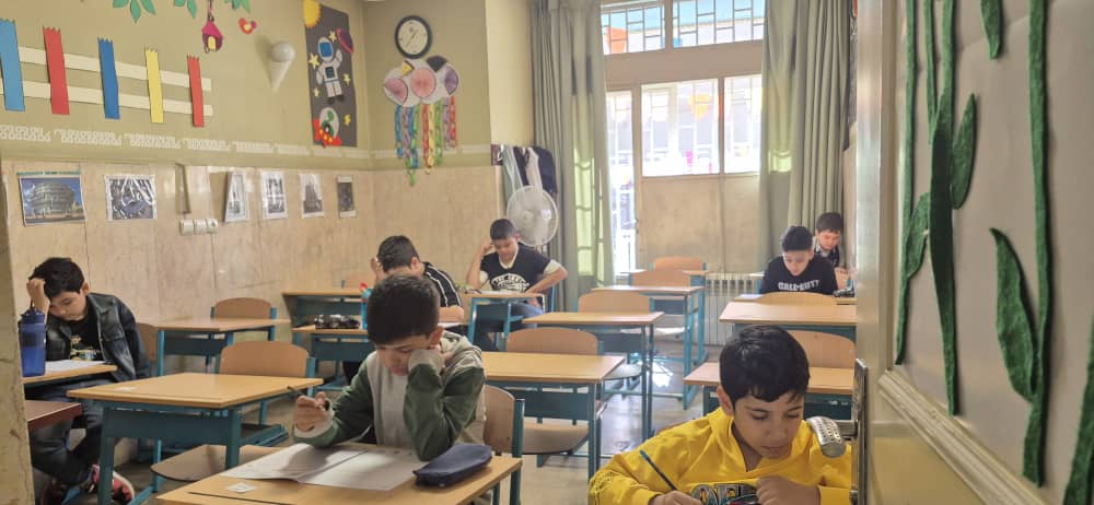 آزمون جمعه 25 مهرماه دانش آموزان 