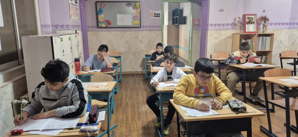 برگزاری آزمون روبیک در دبستان واله قیطریه